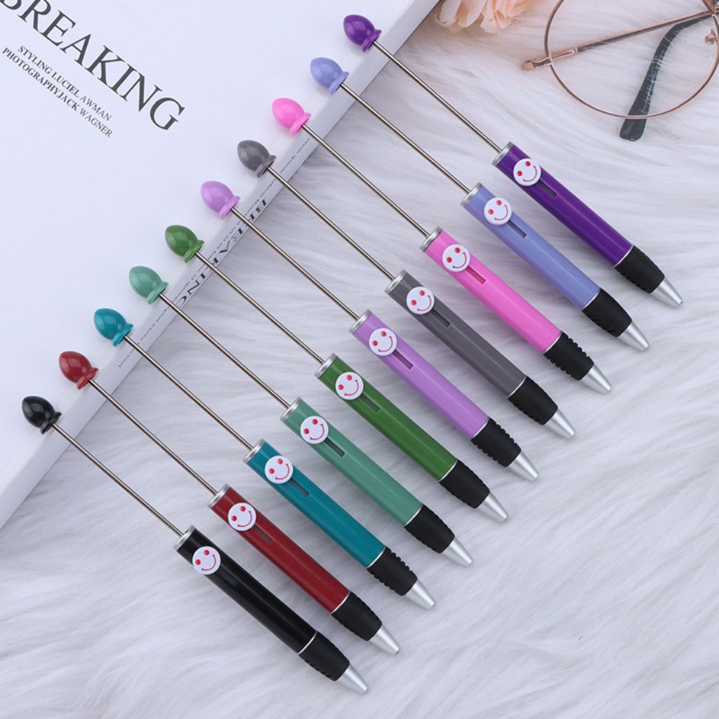 Fashionable DIY Plastic Beadable Pen with Smile Emoji in Solid Colors