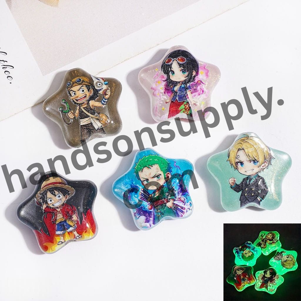 Luminous Cat-Eye Style Japanese Anime Pirate Crew Cartoon Characters Star Shape Acrylic Beads, 25MM, Random Mix