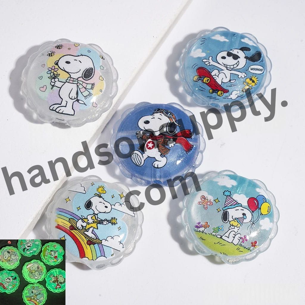Luminous Cat-Eye Design Beagle Dog Characters Shiny Glittery Wavy Edges Acrylic Beads, 23*25MM Random Mix