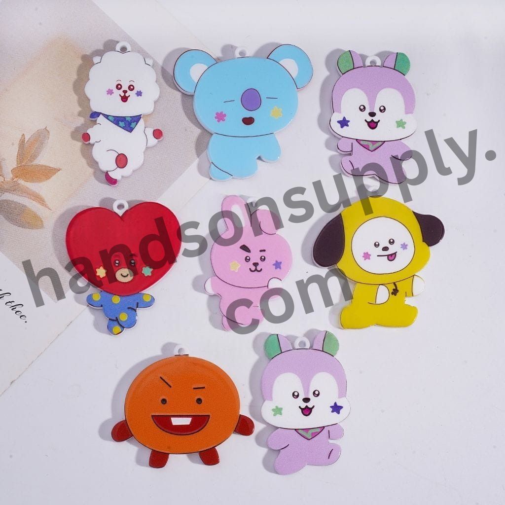 Adorable Korean Boys Group Cartoon Character Series Acrylic Pendants, Random Mix