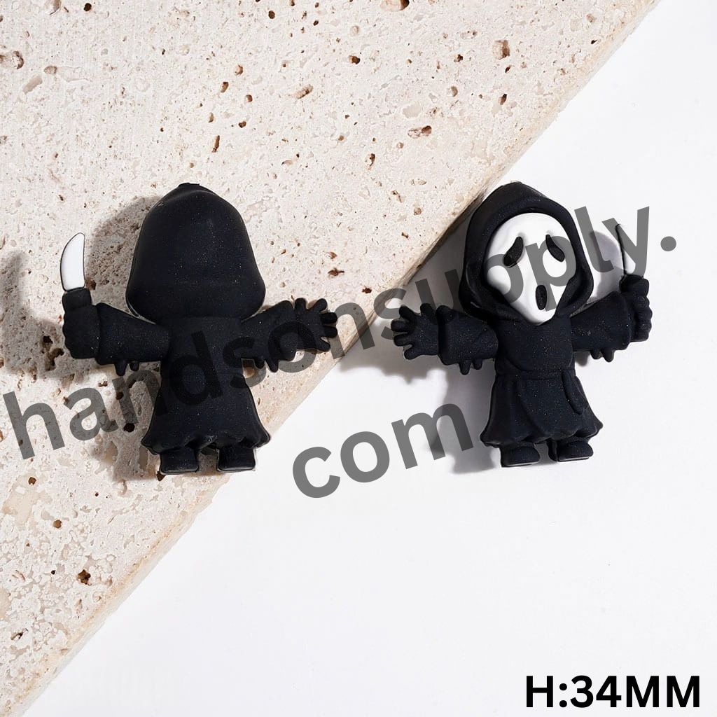3D Iconic Horror Ghost Face Mask Character Holding Knife Silicone Focal Beads, Multicolor, Height 34MM