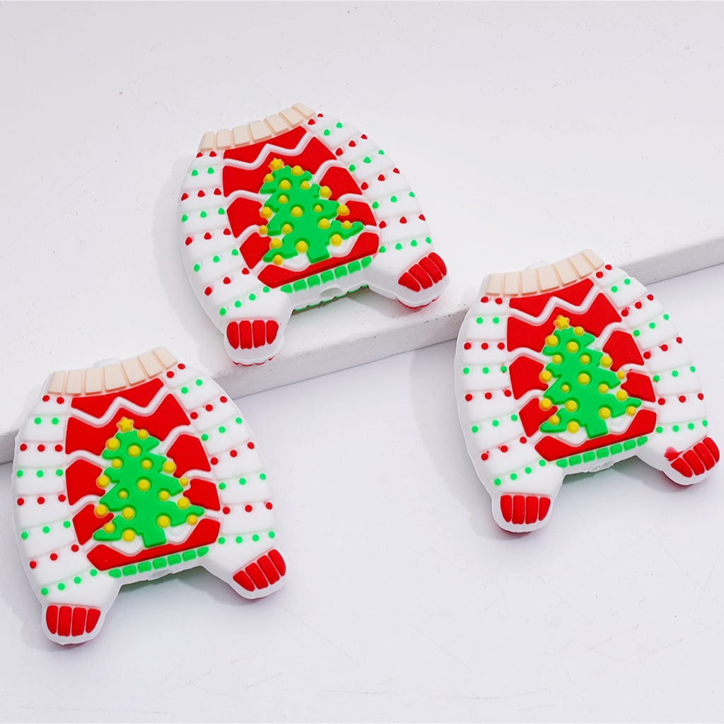 Cute Red Green Dots Christmas Tree Sweater Silicone Focal Beads