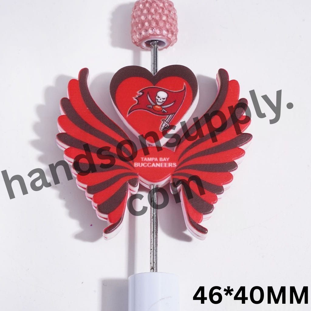 Tampa American Football Red and Pewter Team Pattern Heart and Wing Silicone Focal Beads Set, 40*46MM
