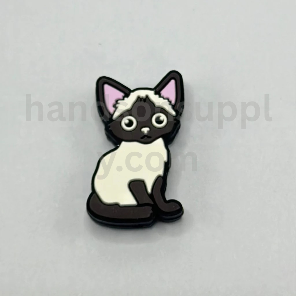 Black and White Kitten Cat with Cute Expression Silicone Focal Beads