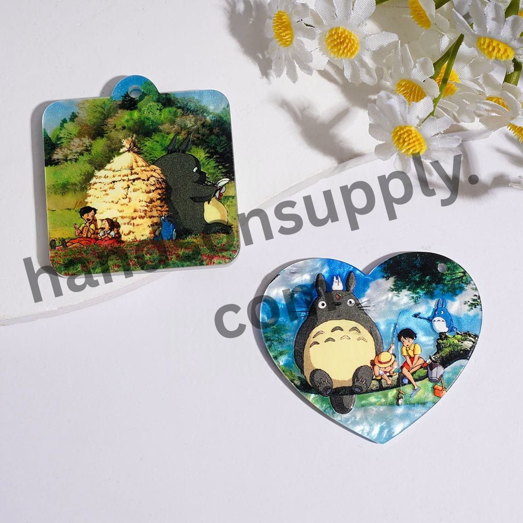 Cute Japanese Anime Chinchilla Animal Character Acrylic Pendants, Green Countryside Style, Multi-Design Random Mix