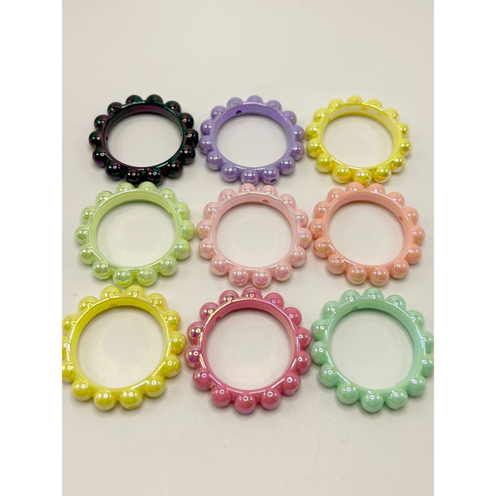 Circle Ring Flower Acrylic Beads, Frame Round Random Mix Large 43mm