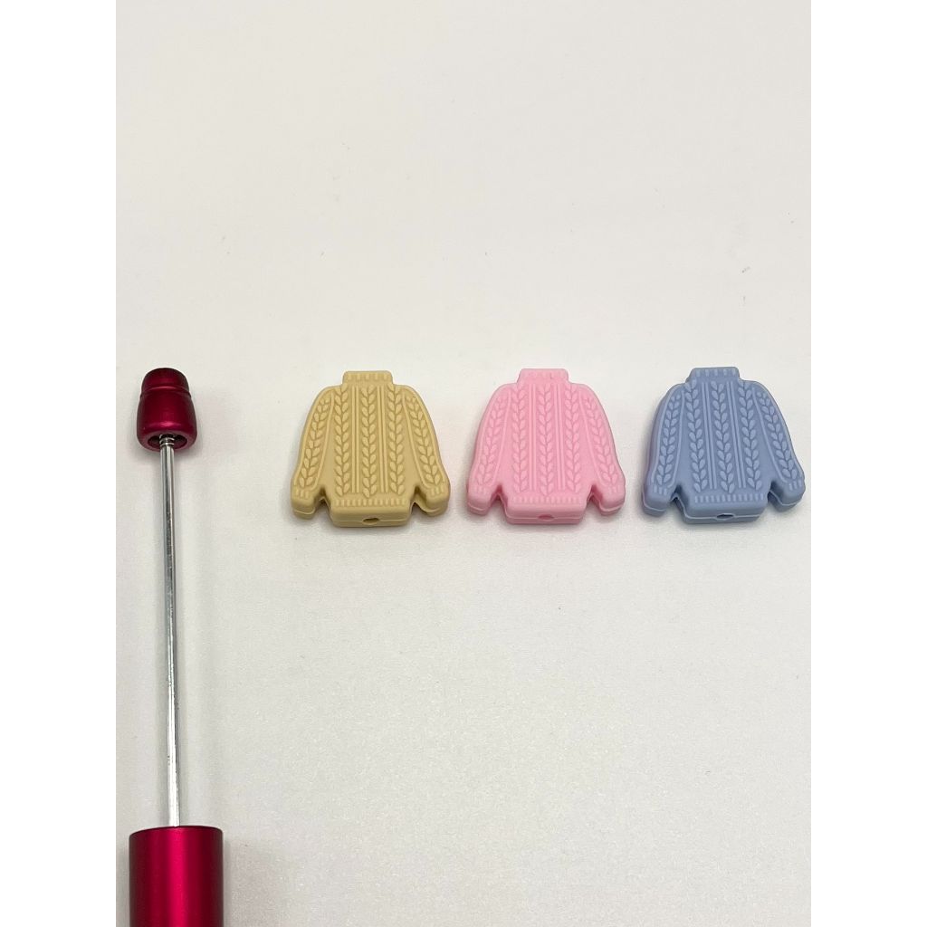 Hand Knit Winter Sweater Silicone Focal Beads