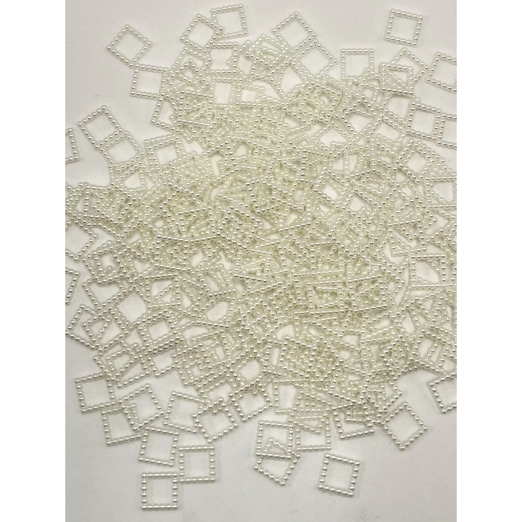 Cube Square Acrylic Pearl Spacers, 12mm