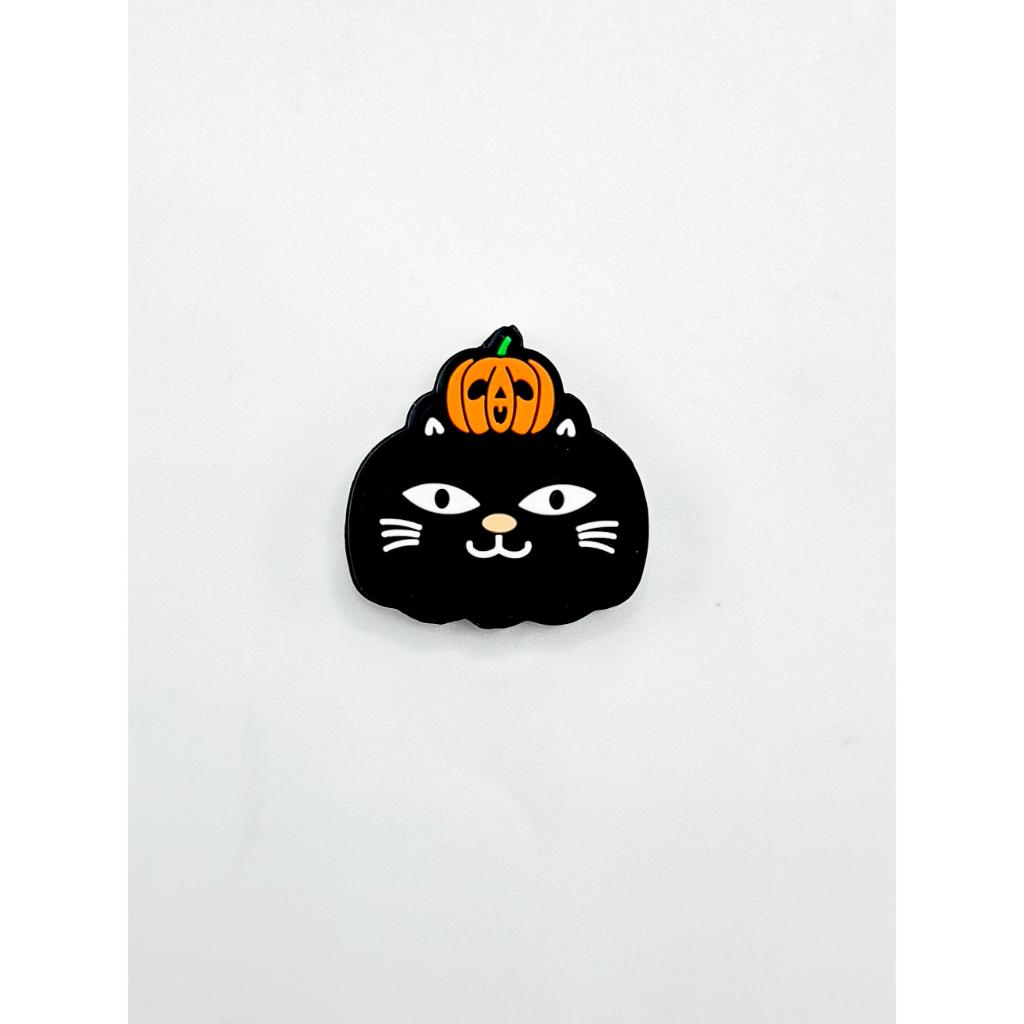 Black Cat With A Small Pumpkin On Its Head Cute Little Halloween Silicone Focal Beads
