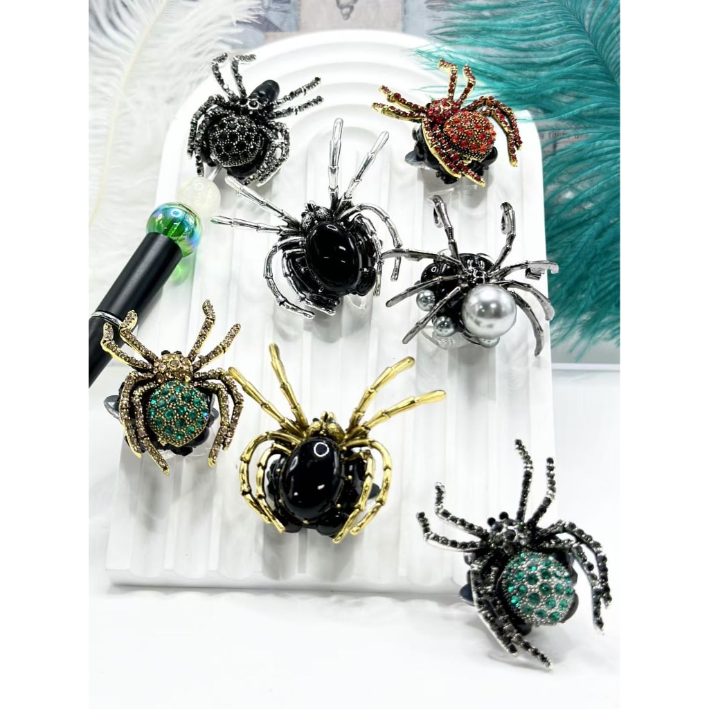Black Alloy Spider with Large Pearl Shiny Rhinestones Exquisite Gold Silver Gun Small Flowers Heart Butterfly Diamonds Clay Beads, Random Mix, Around 42*48MM