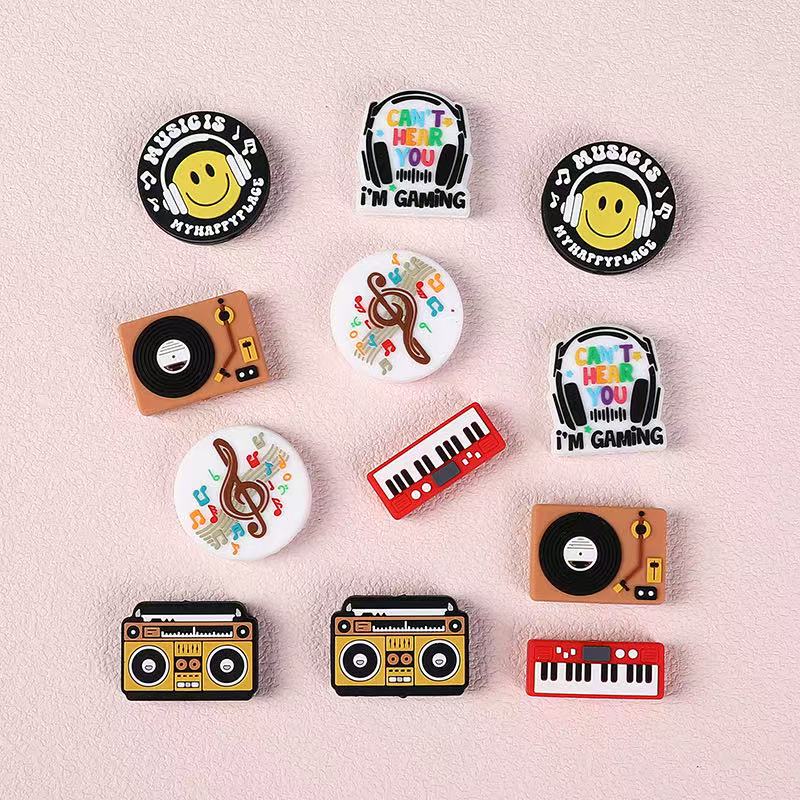 Ear Phone Note Source of Happiness Mini Vivid Music Box Radio Electronic Organ Silicone Focal Beads