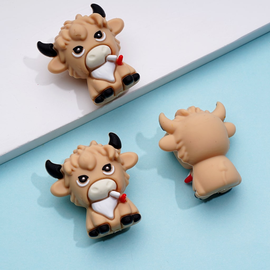 3D Little Cute High Land Cow Silicone Focal Beads