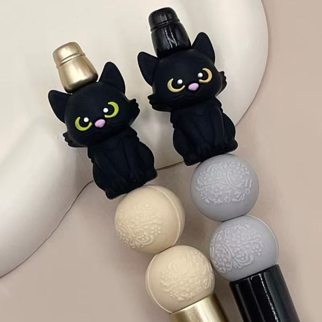 3D Little Black Cat Silicone Focal Beads with Yellow & Green Eyes, Perfect for Animal Crafting Projects