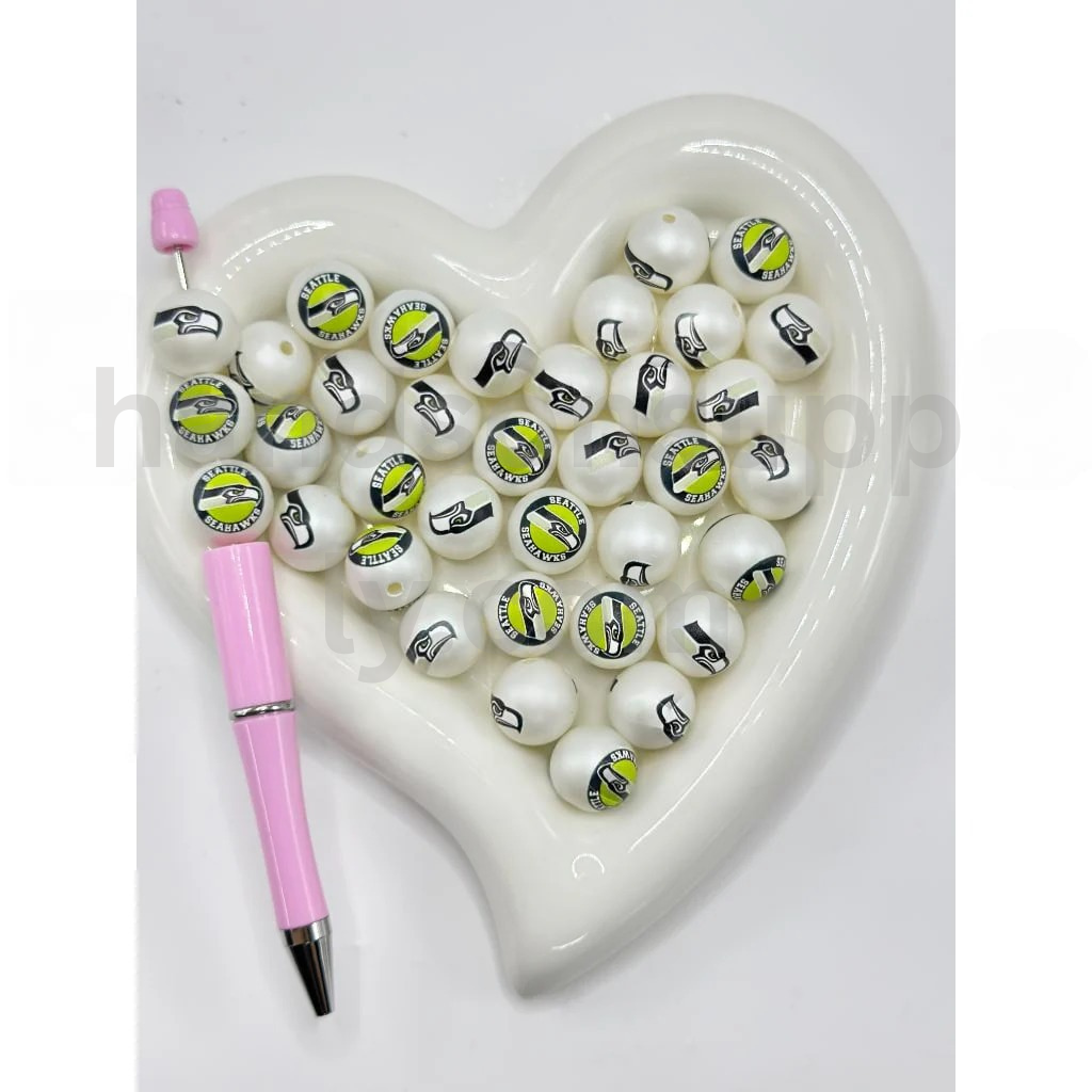 Frosted Matte White 16MM Sports Football Team Round Acrylic Beads