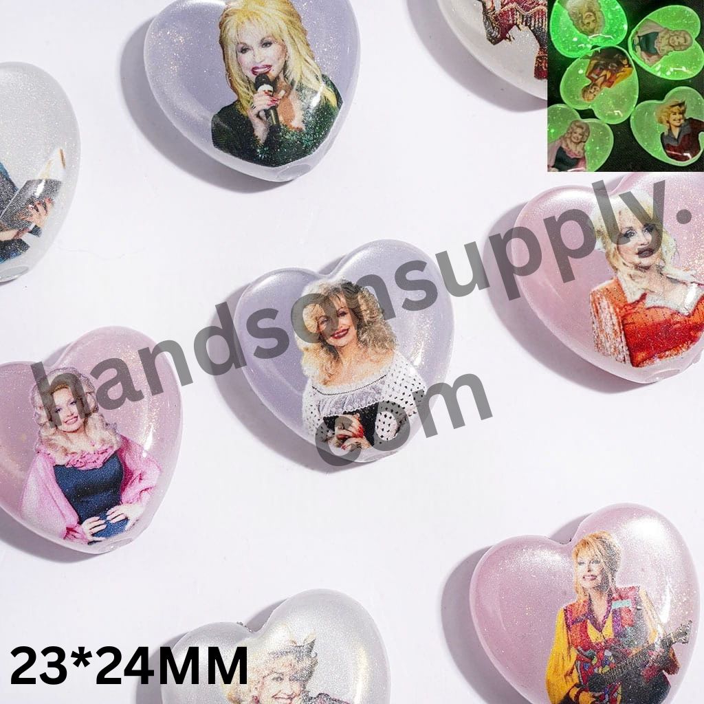 Luminous Heart-Shaped with American Countryside Singer Character Portrait & Glitter Acrylic Beads, 23*24MM, Multi-Color Random Mix