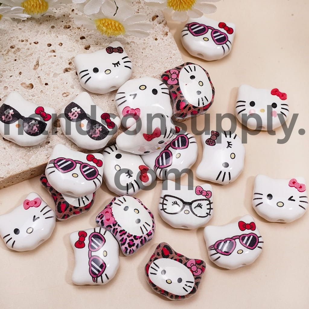 Cute Cat Character Head Shape Design in Various Styles Acrylic Beads, 16*14MM, Random Mix