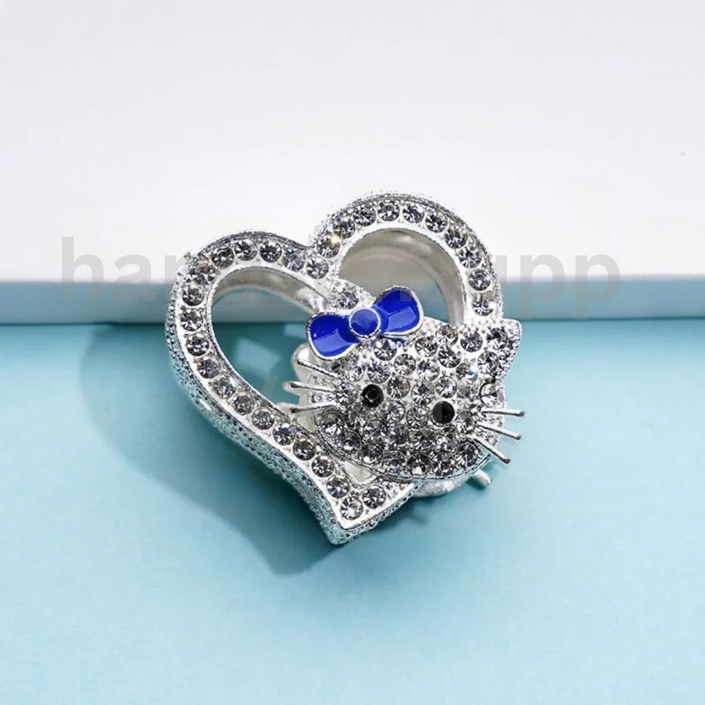 Silver Heart HK Kitten Design with Clear Rhinestones 27×28MM Alloy Beads