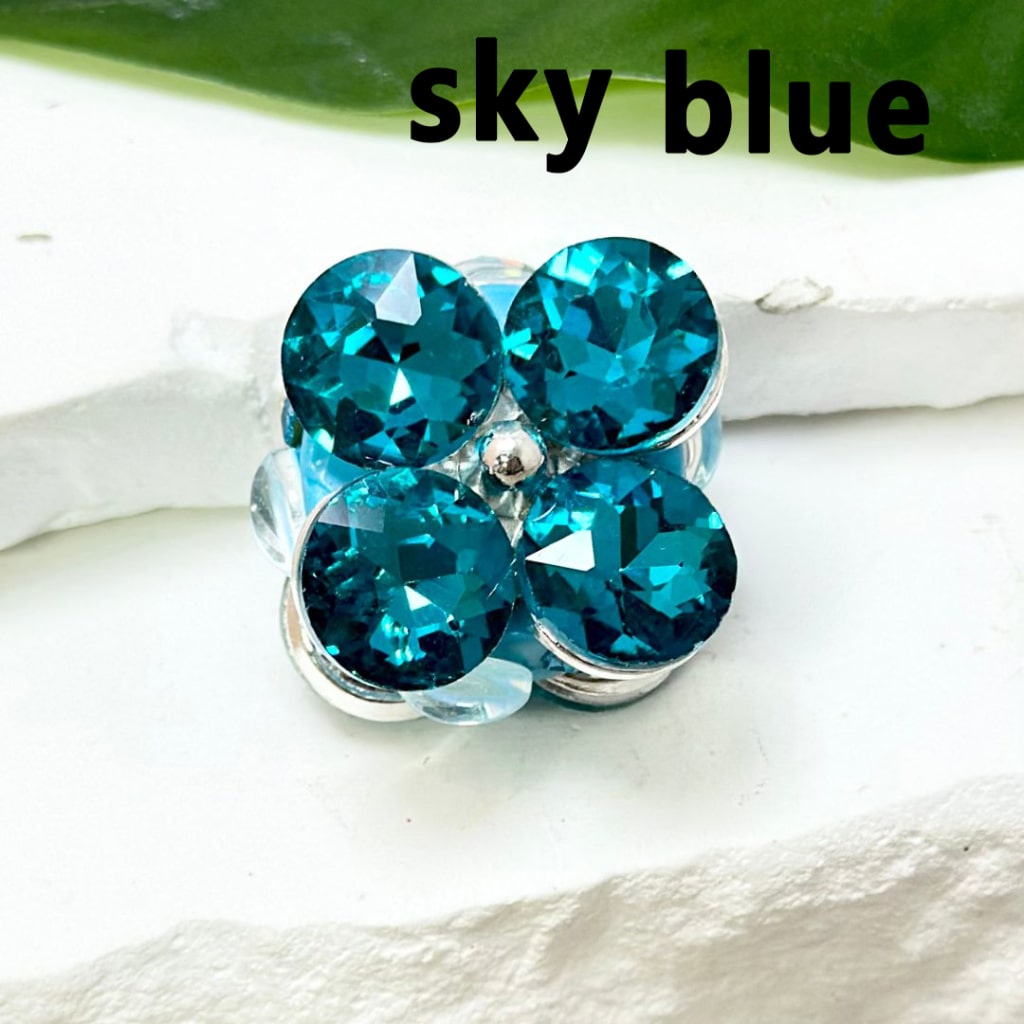 Colorful Shiny Rhinestones, Oval Pearls, and Exquisite Silver Alloy Flower Clay Beads 24MM