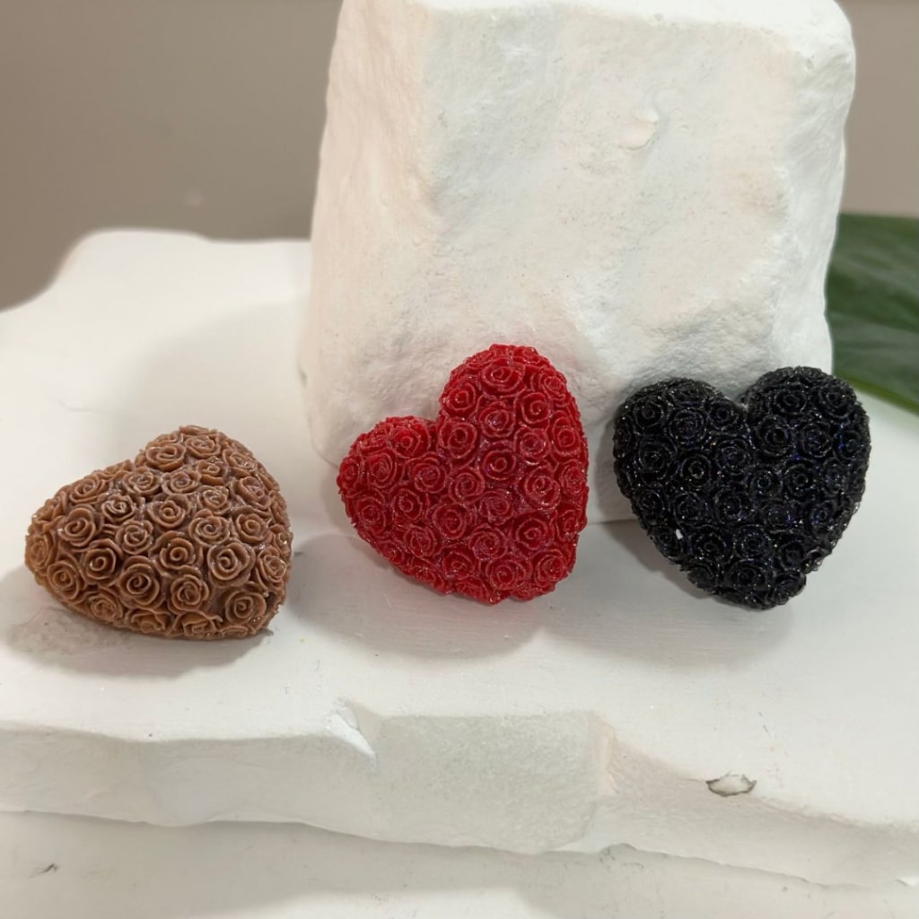 Heart-Shaped Solid Color Clay Beads Covered by Mini Flowers Around 24*22MM Please Read the Description