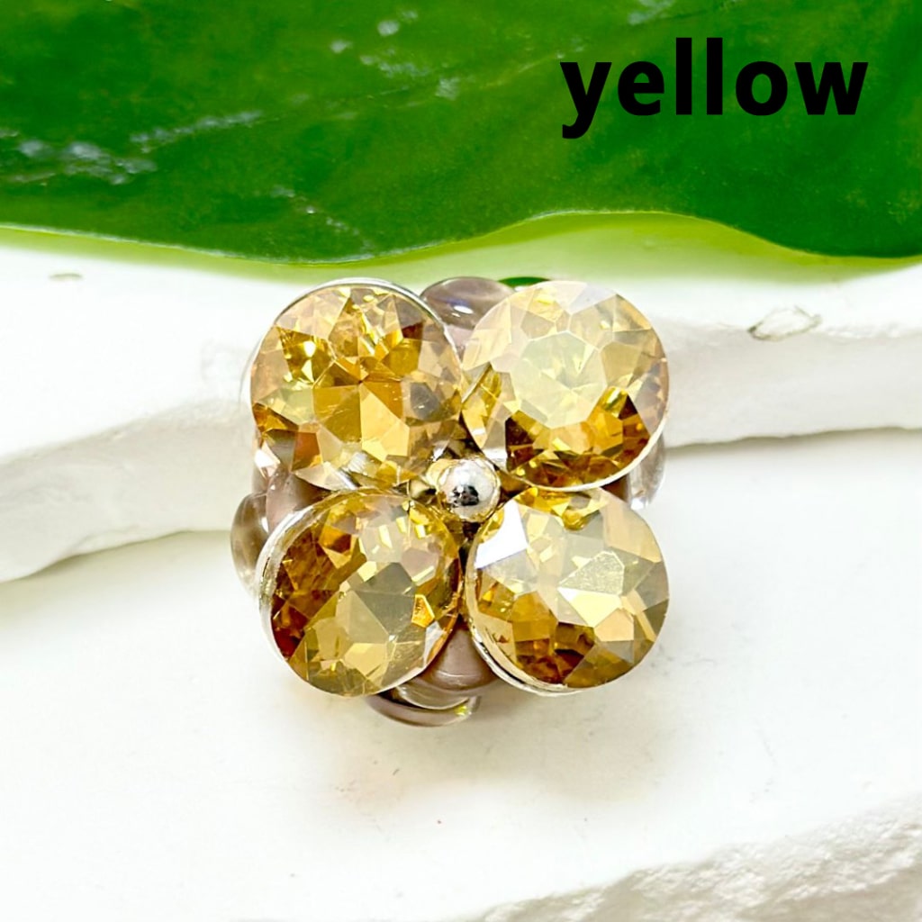 Colorful Shiny Rhinestones, Oval Pearls, and Exquisite Silver Alloy Flower Clay Beads 24MM
