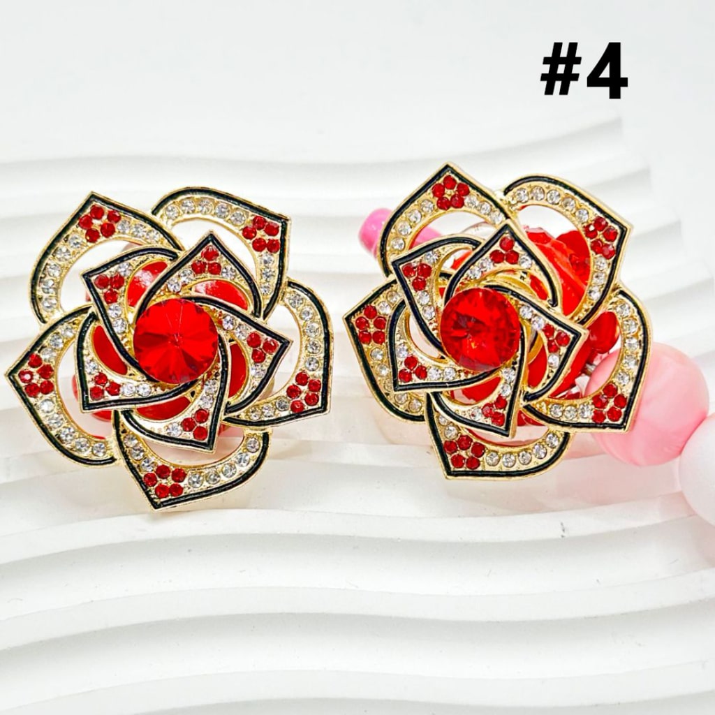 Delicate Rotatable Small Flower with Gold Alloy Rose Flower, Large Round Rhinestone Inside, Colorful Heart Rhinestones, and Clay Beads, Around 40MM