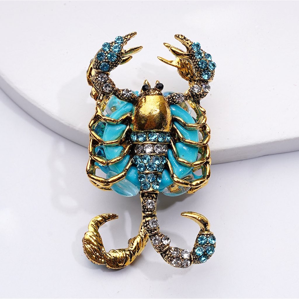 Luxurious Gold Alloy Scorpion – Sparkling Rhinestones & Clear Oval Pearl Clay Beads, Around 51*26*18MM