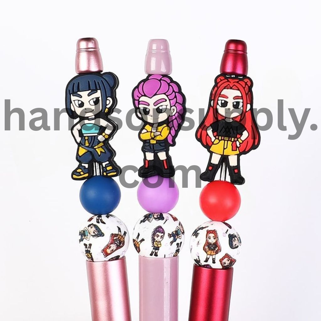 Girl Band with Various Colors Hair Wearing Fashionable Clothes Silicone Focal Beads
