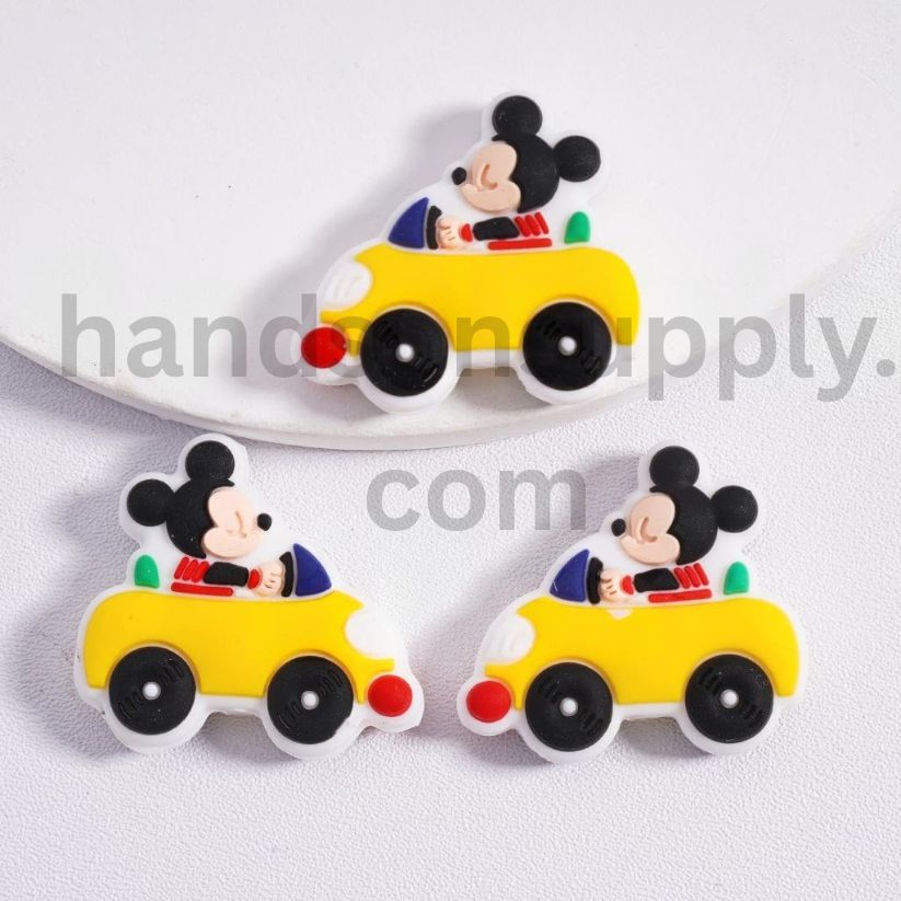 Cute Character Driving Charms Chibi Mickey & Minnie Mouse in Car Silicone Focal Beads