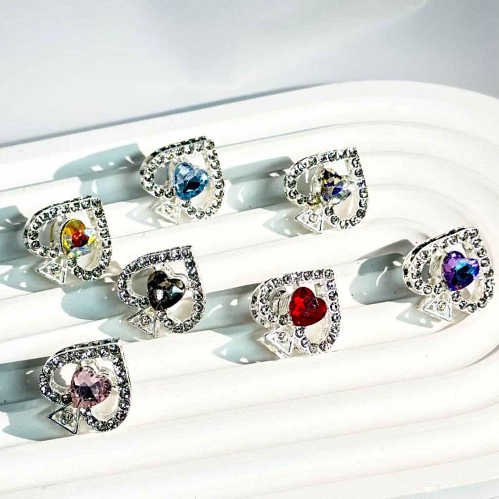 Silver Alloy Spade with Bling Bling Clear Rhinestones Colorful Hearts, Random Mix, Around 20*19MM