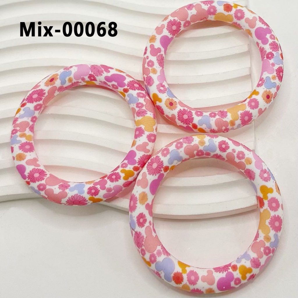 Bellis Perennis Flower White Silicone Ring Frame Bead Colorful Micki Mouse Head Circle Round Soft Car Hanger Charm Loop 65mm