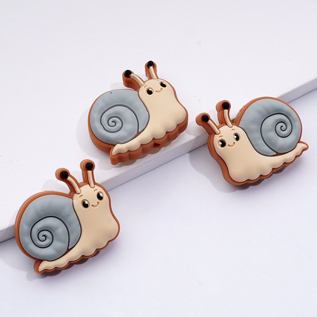 Adorable Tiny Snail Silicone Beads – Perfect for Crafting & DIY Projects