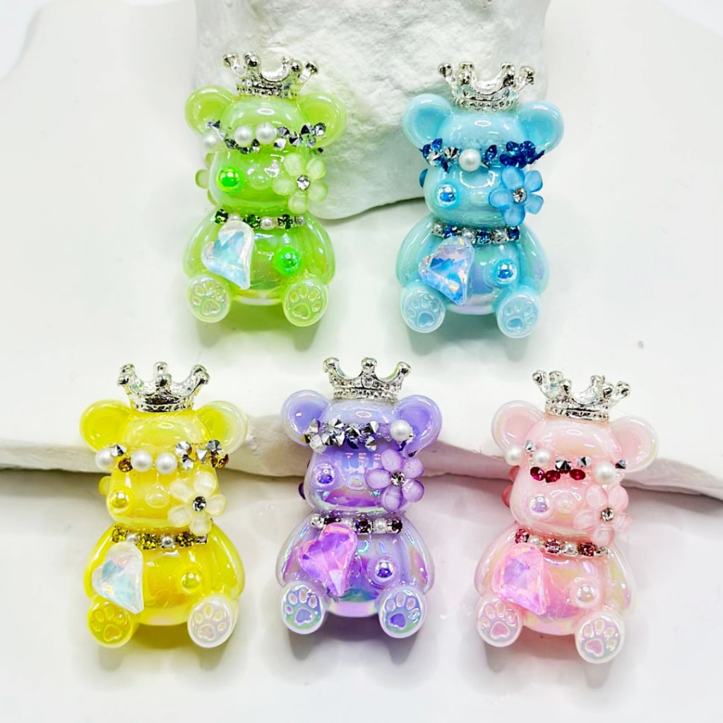 Silver Alloy Crown White Pearls Small Flowerwith Shiny Rhinestones Heart Diamond, Bling Bling Cute Bear Acrylic Beads Around 38*22MM