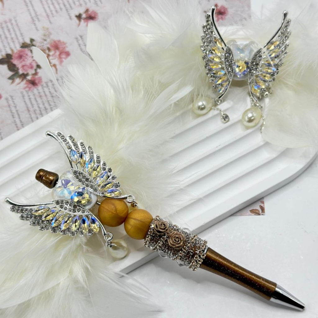 Shiny Rhinestone Chain Exquisite Silver Alloy Butterfly White Pearls Pendants Heart Butterfly Diamonds White Feather Bowknot Accessory Clay Beads