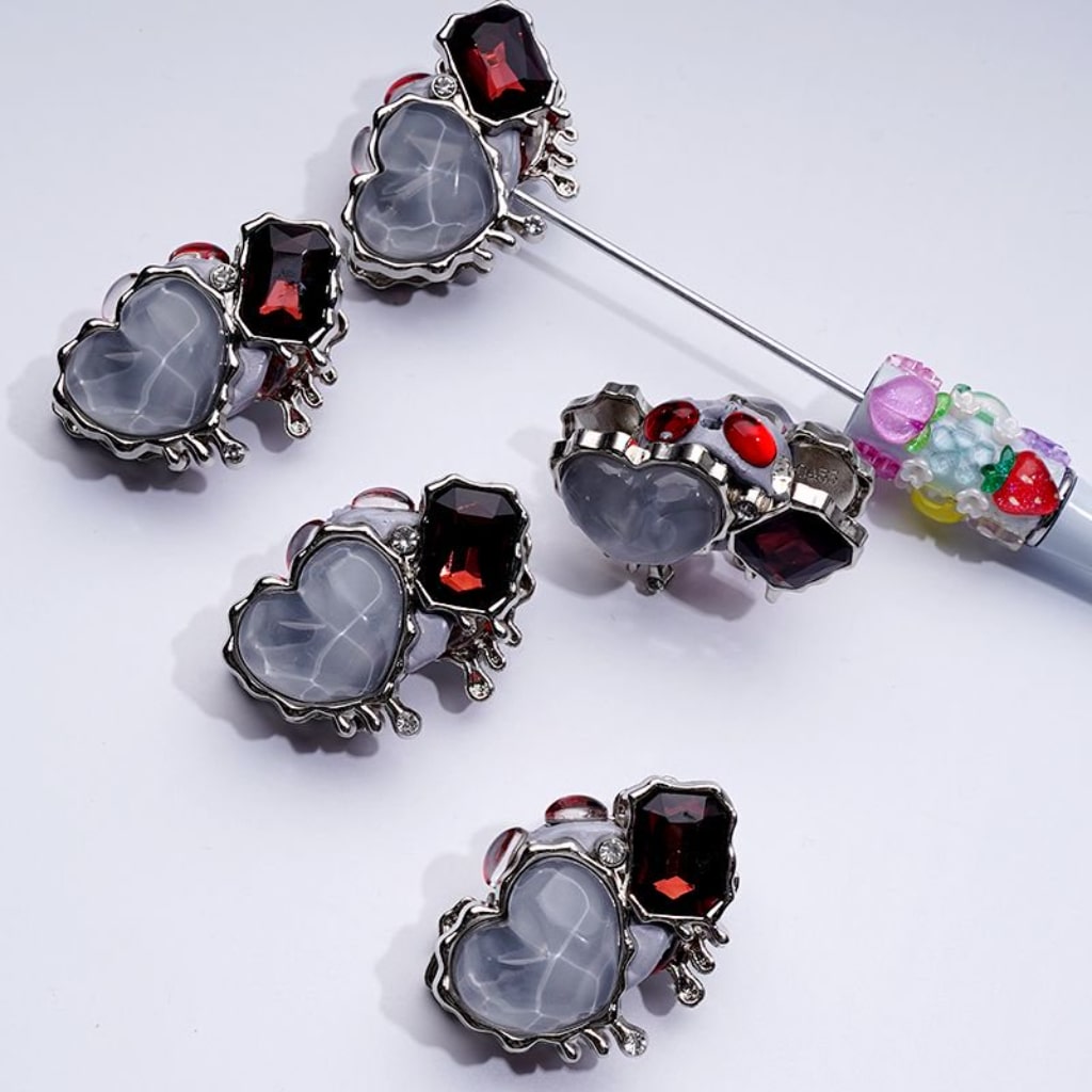 Heart Rectangle Frame Exquisite Fancy Silver Alloy with Shiny Rhinestones Clay Beads, Around 42*28MM