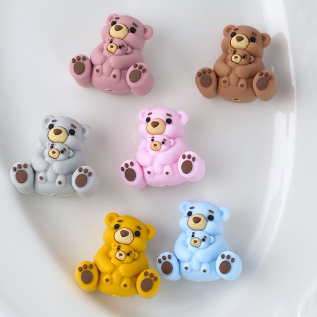 Cute Bear 3D Vivid Mom Baby Silicone Focal Beads