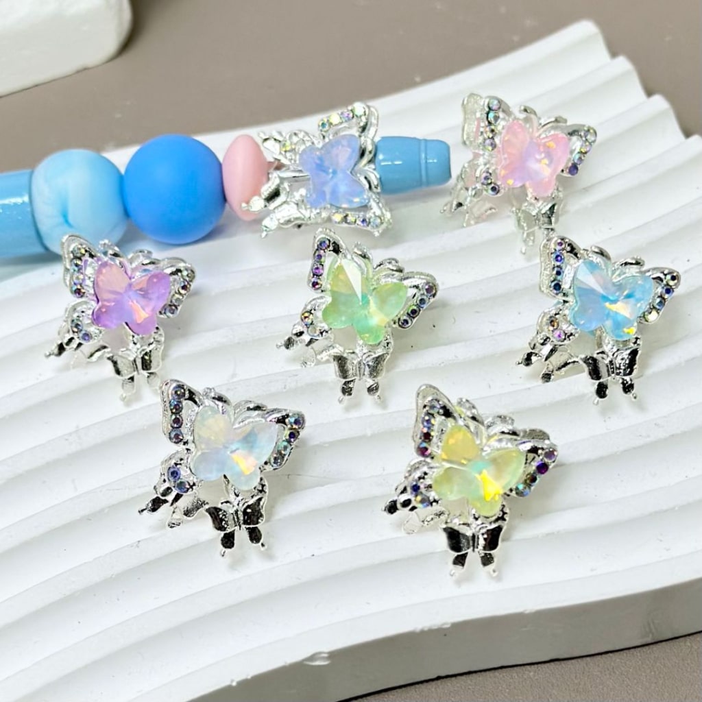 AB Mini Rhinestones with Exquisite Silver Alloy Butterfly Macaron Color Butterfly Diamond, Around 15*18MM, Please Read the Description