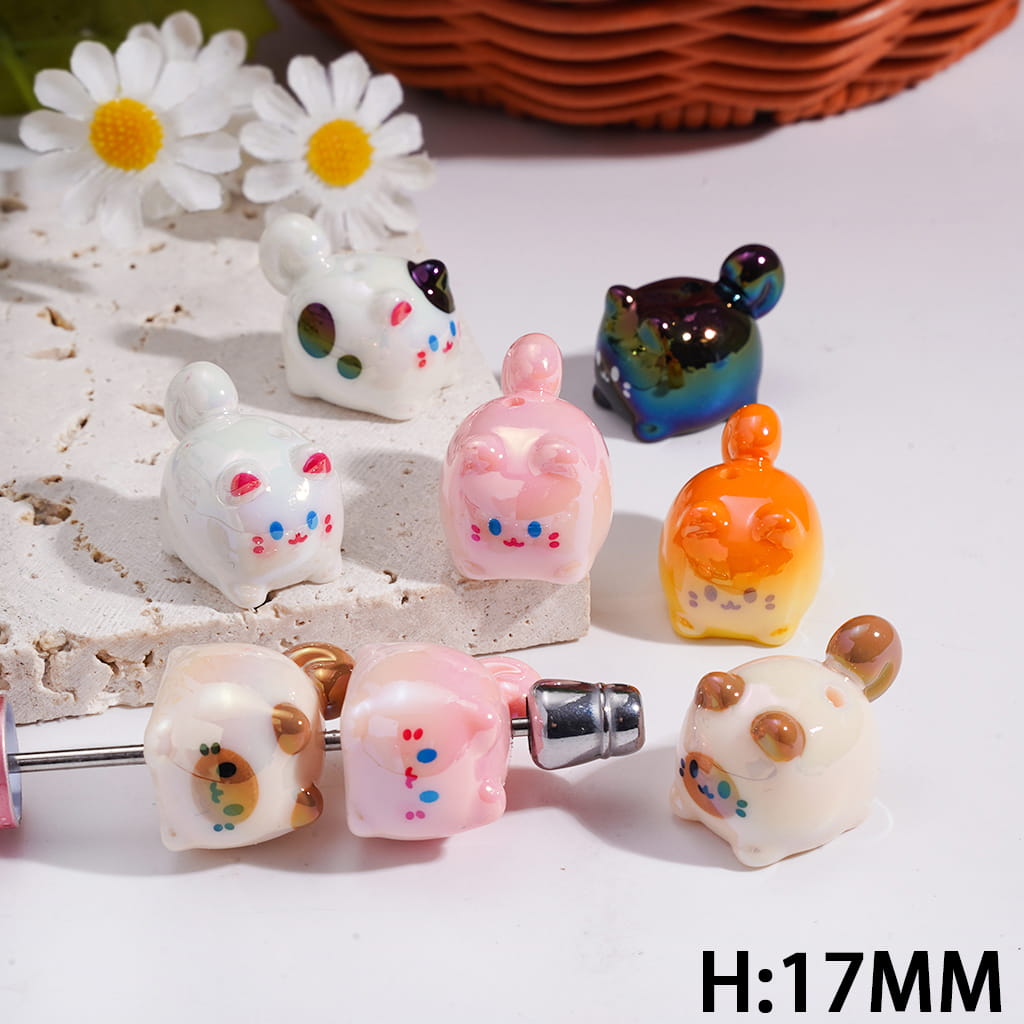 UV Coated Cute Cat in Prone Position Cartoon Kitty, Acrylic Beads Random Mix