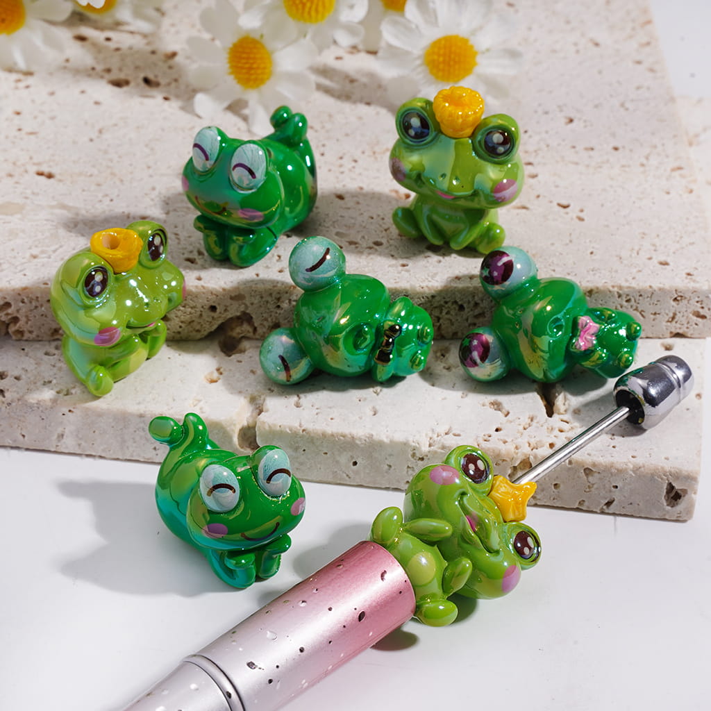 UV Coating Green Frog Series Acrylic Beads Random Mix