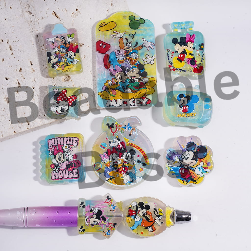 Acrylic Beads Pendant with Classic Animation Mouse Character Friends Family Series, Random Mix