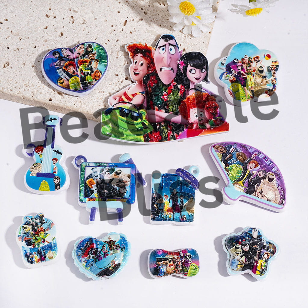 Acrylic Beads and Pendants Elf Hotel Character Series, Random Mix