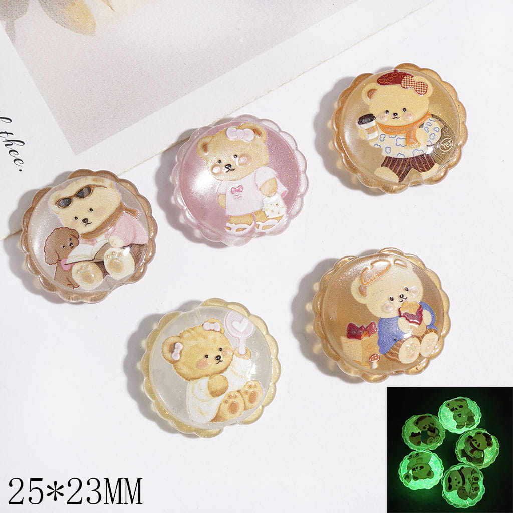 Luminous Cat-Eye Playful Bear Prints and Wavy Edges Acrylic Beads, 25*23MM, Random Mix