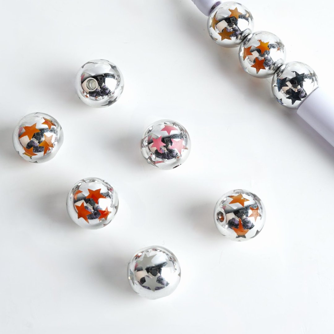 Double Layer Star Patterned Acrylic Beads. Silver Color, 16mm, WQ