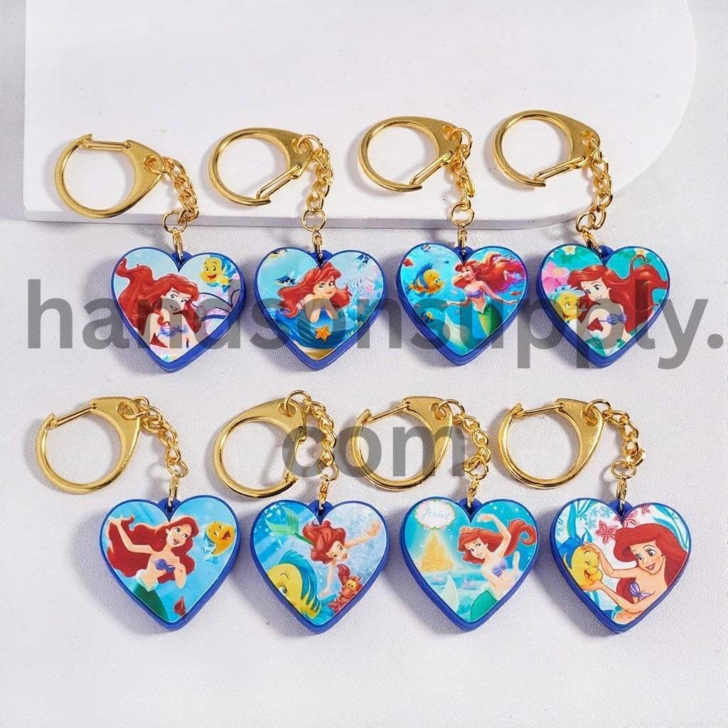 Metal Keychain with Lobster Clasp and Silicone Charm Pendant Red Hair Girl Character Series Gold Finish Heart Shape Random Mix