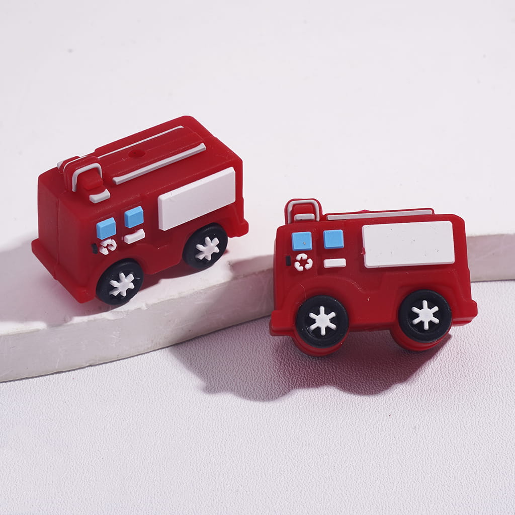 3D Mini Fire Fighting Truck in Red and Purple Color Silicone Focal Beads