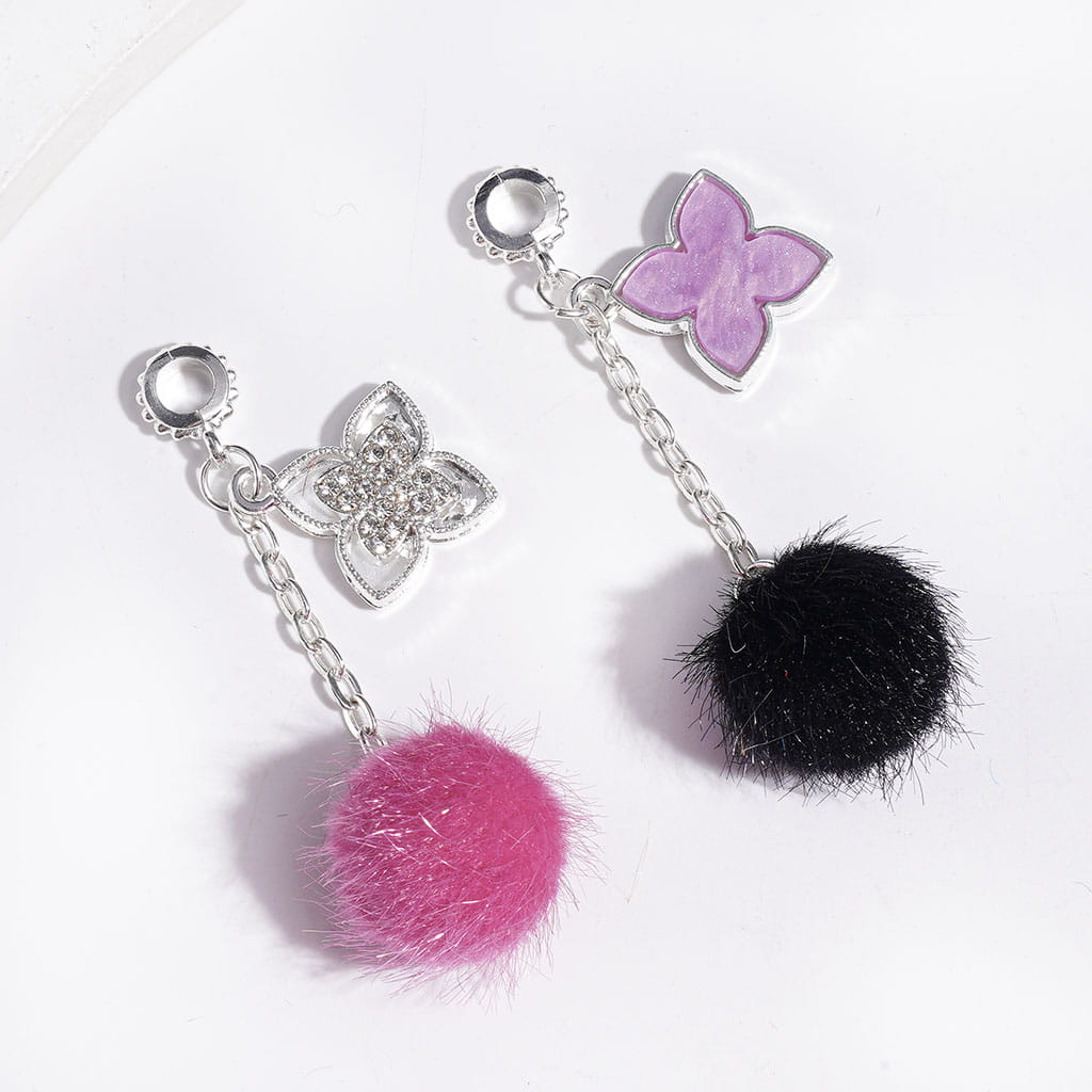 Alloy Bail Beads with Four Leaf Clover & Clear Rhinestones, Flocked Fluffy Ball Charm Pendants, Multi-Color, Random Mix