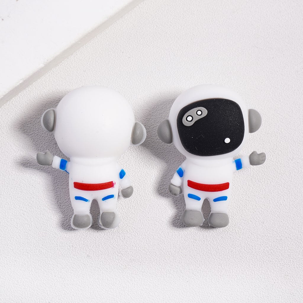 Cute 3D Mini Astronaut in White Space Suit Waving Hand Silicone Focal Beads