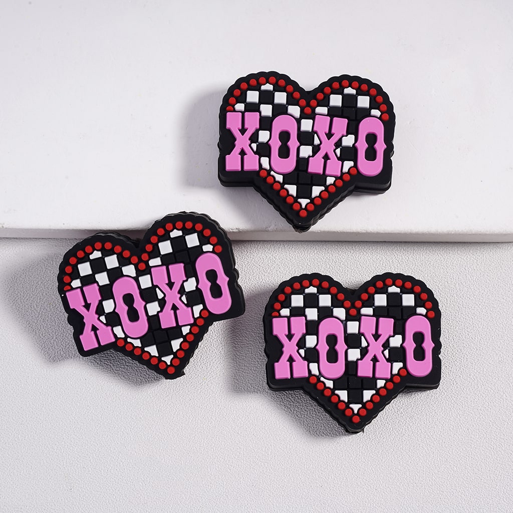 Heart Shape with "XOXO" Text and Black & White Checkered Pattern Valentine's Day Theme, Horizontal Hole, Silicone Focal Beads