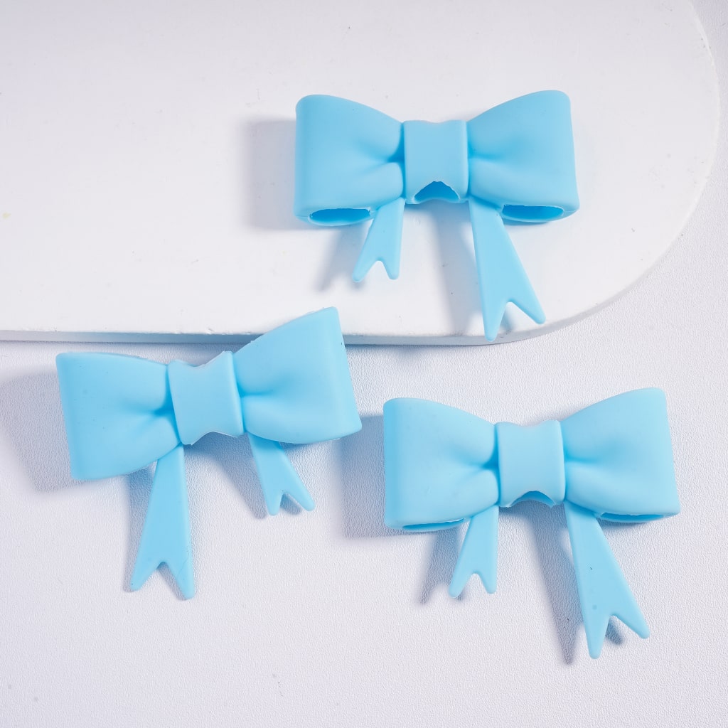 Food Grade Silicone Straw Topper for Cups and Tumblers Blue Bowtie