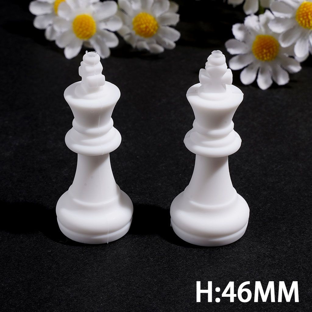 3D Elegant White Chess Piece King, Queen & More Silicone Focal Beads, Random Mix