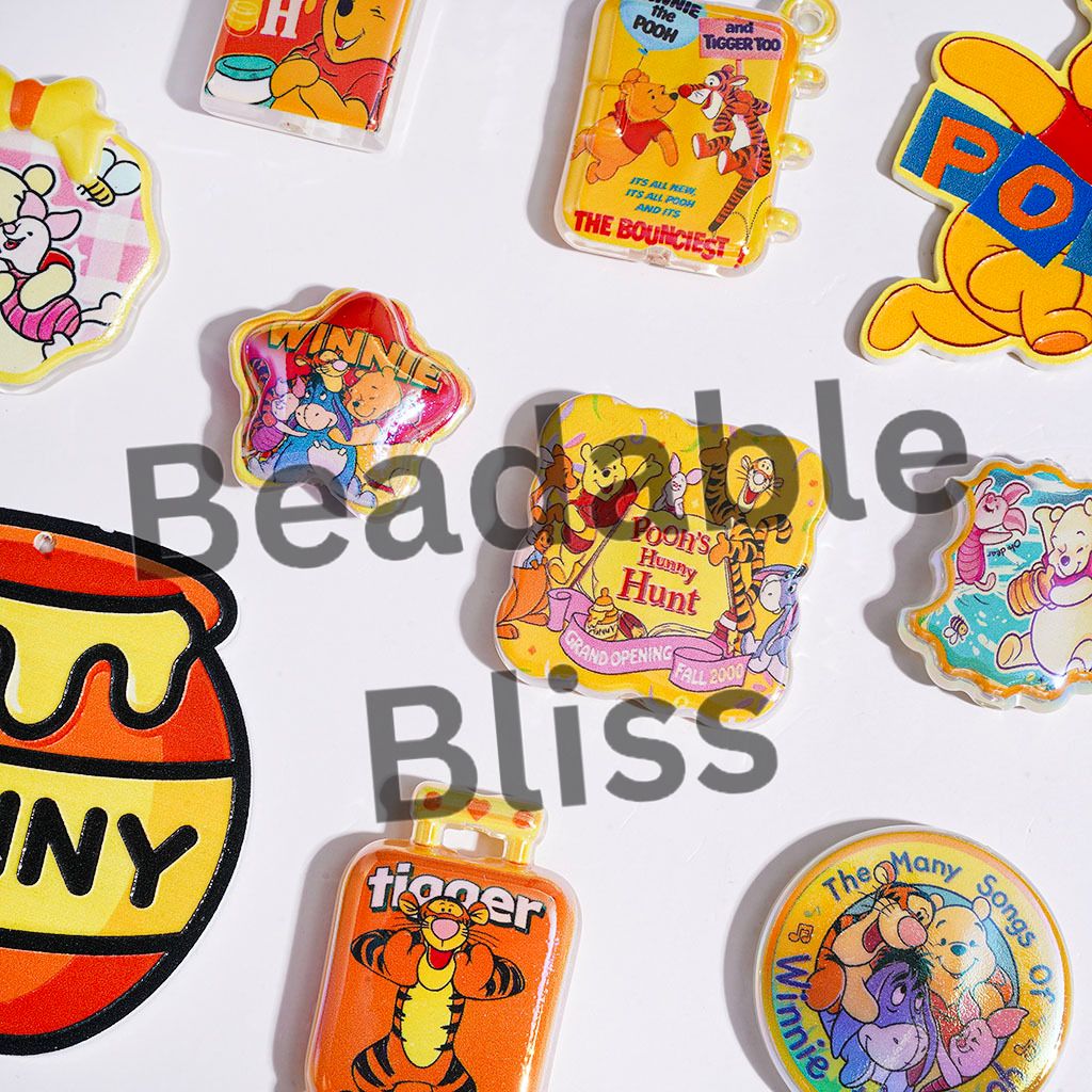 Classic Animation Character Tiger Bear Horse Pig Series Acrylic Beads and Pendants, Random Mix